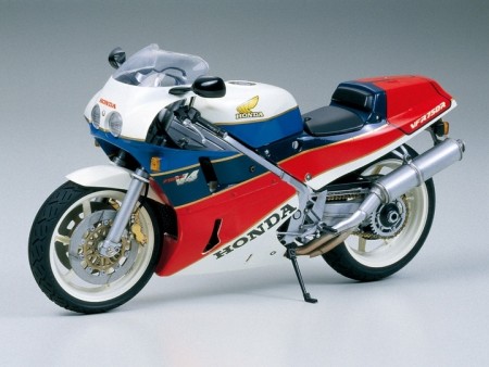 Tamiya 1:12 Honda VFR750R (14057)